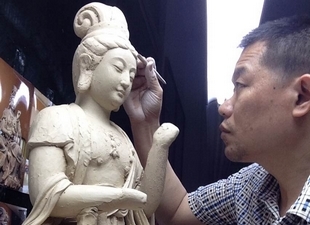 连紫华个展将在国家博物馆举行 - 憨鼠网