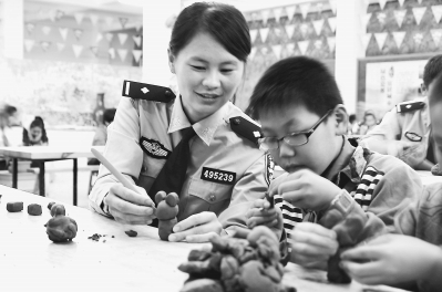 德化设立民警陶瓷创作基地 - 憨鼠网