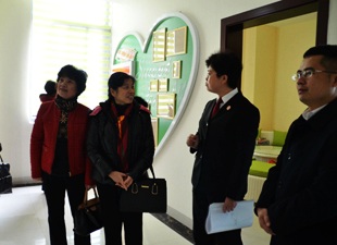 泉州市妇联副主席苏淑勉、泉州中院民一庭副庭长黄蕴真等一行到德化法院调研家事审判工作 - 憨鼠网