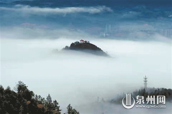 雾气升腾 宛如仙境 - 憨鼠网