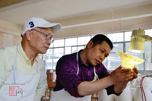 寇建勋：延续建白瓷生命 - 憨鼠网