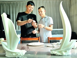 陈金通：把泥巴“玩”到极致 - 憨鼠网