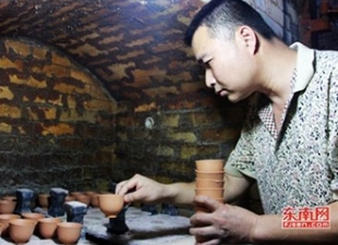 德化柴烧艺术家陈诗强：每次出窑总是有出乎意料的收获 - 憨鼠网