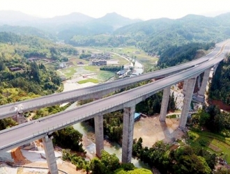 厦沙高速德化段攻克最后“难关” 平风寨隧道顺利贯通 - 憨鼠网
