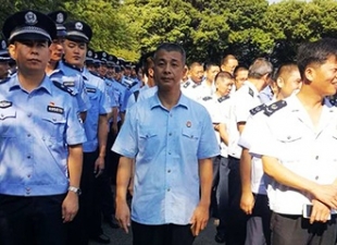 德化法院组织干警祭奠革命先烈弘扬光荣传统 - 憨鼠网