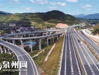 厦沙高速泉州段通车前体验：风景好隧道多 开车需要谨慎 - 憨鼠网