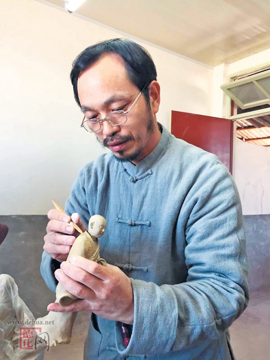 陈明良：根植传统 不断推陈出新 - 憨鼠网