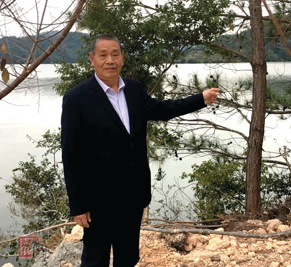 廖玉山：尽心服务促脱贫 - 憨鼠网