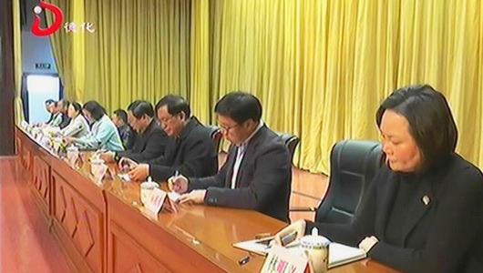 县委常委会（扩大）会议召开 - 憨鼠网