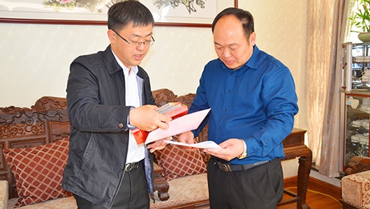 德化法院走访省人大代表曾俩相 - 憨鼠网