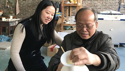 陶艺青年林晓芳:致力于拓展白瓷的应用空间 - 憨鼠网