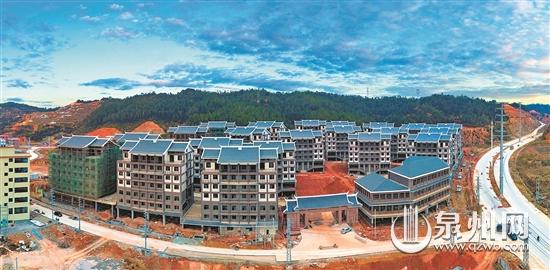 新秀园70多家瓷研所入驻 汇聚青年陶瓷人才 - 憨鼠网