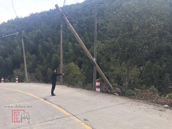 大铭派出所开展道路交通隐患排查工作 - 憨鼠网