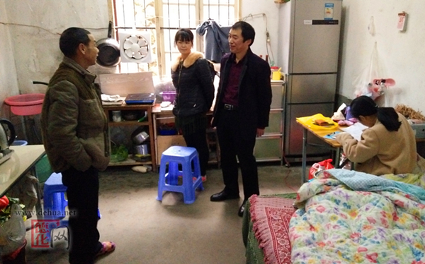 帮扶挂钩建档贫困户，县残联在行动 - 憨鼠网