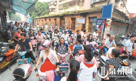 省教育厅公开征求推迟中小学早上上学改革的意见 孩子晚到校 你怎么看？ - 憨鼠网