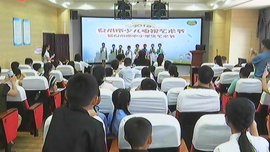 市中小学生艺术节德化赛区朗诵比赛开赛 - 憨鼠网