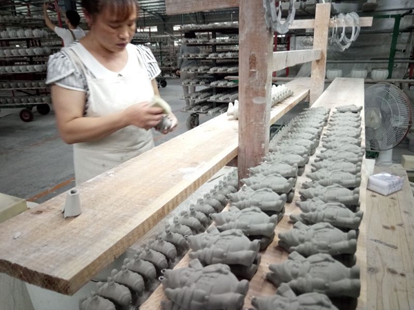 老外谈“一带一路”倡议：中国政府提出了惠及全球发展的创举 - 憨鼠网
