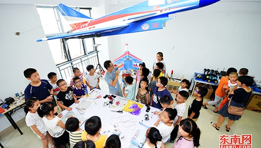 公益夏令营开营 缤纷暑假快乐学习 - 憨鼠网