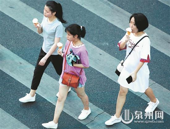 别忙着喊“热死了” 最热的时候还没到呢 - 憨鼠网