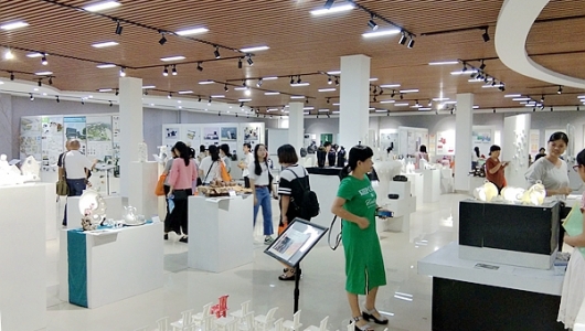 全市小学、幼儿园“美育·陶艺” 指导教师培训班在我县开班 - 憨鼠网
