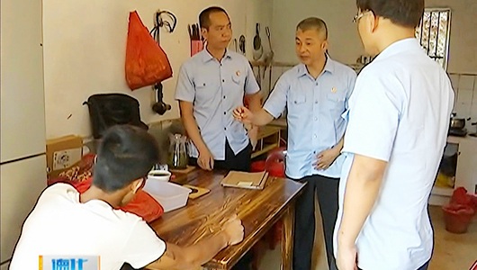 县法院：“亮剑八闽”行动 突击执行“老赖”案件 - 憨鼠网
