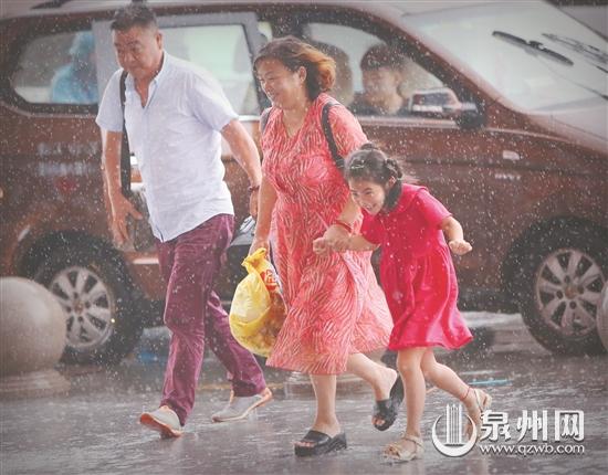 今明还要下大雨 后天起降水减弱 - 憨鼠网