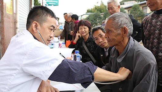 泉州市残联“心系残疾人服务在基层” 走进德化赤水镇 - 憨鼠网