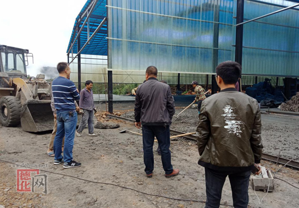 龙门滩镇开展综治平安建设企业走访活动 - 憨鼠网