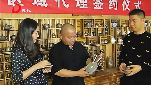 李为成：陶艺手工柴烧壶 精美别致惹人爱 - 憨鼠网