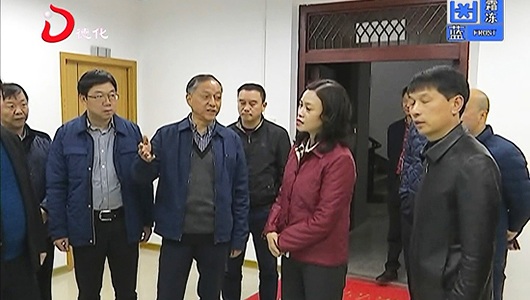 县委书记梁玉华调研重点招商项目 - 憨鼠网
