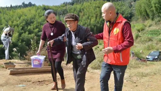德化县开展“走基层·送温暖”助残活动 - 憨鼠网