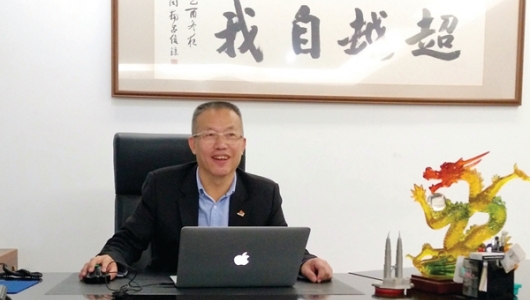 冯忠义：仁者合一 商行天下 - 憨鼠网