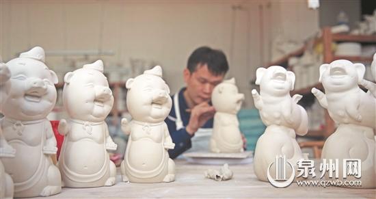 猪年临近 生肖艺术品渐入销售旺季 - 憨鼠网