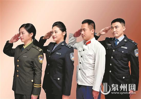 拍摄警服变迁组照 见证创新奋进历程 - 憨鼠网