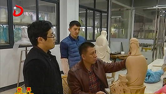 苏达芳：取他家之长 痴心做泥塑 - 憨鼠网