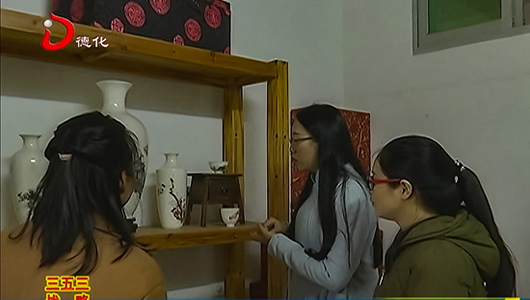 林迎春：热爱绘画 取经学道 - 憨鼠网
