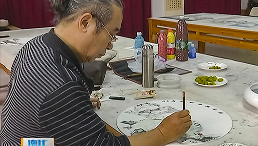 瓷与画结合 提高陶瓷艺术魅力 - 憨鼠网