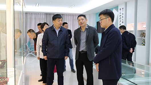 市委党校常务副校长带队到德化法院调研指导工作 - 憨鼠网