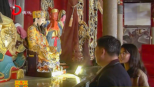 两尊高温釉上彩保生大帝神像烧制完成 - 憨鼠网
