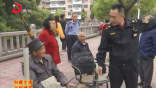 集中整治不文明行为 改善环境卫生 - 憨鼠网