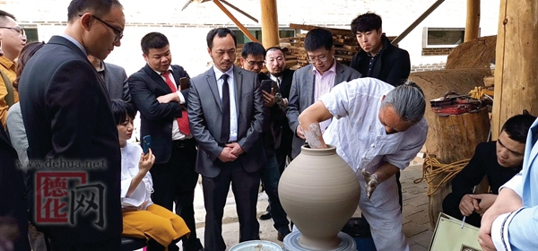 匠心同源——首届中韩当代工艺大师邀请展成功举办 - 憨鼠网