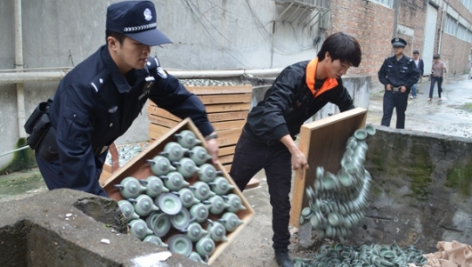 瓷都让山寨走开 - 憨鼠网