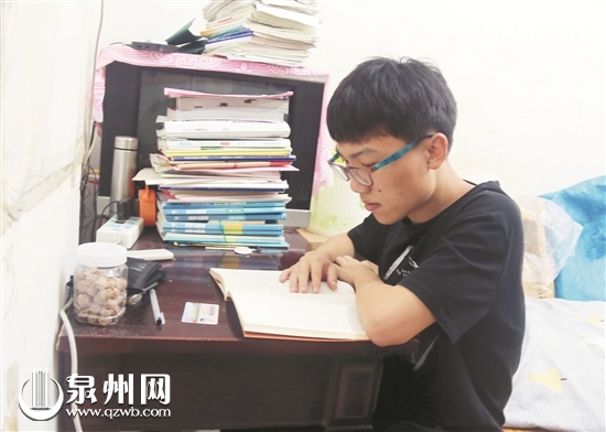 德化坚强母亲独自撑起家 培养出两个大学生 - 憨鼠网