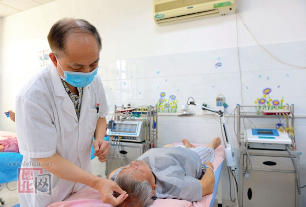 “冬病夏治”针针到位 - 憨鼠网