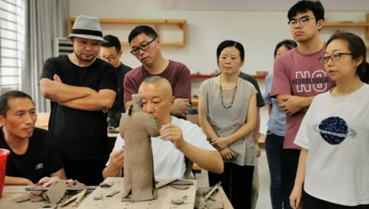 展讯︱2019罗小平雕塑·泥片成型塑造艺术研修班师生作品展 - 憨鼠网