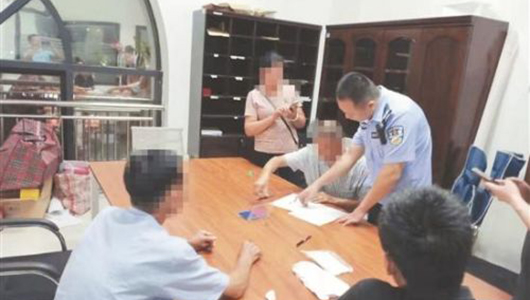 躲债三年 儿子出面替父还钱 - 憨鼠网