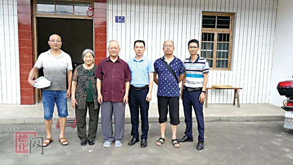 郑玉銮：伴着理想前行，孜孜不倦五十余载 - 憨鼠网