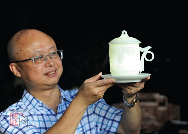 创意陶瓷杯向新中国70华诞献礼 - 憨鼠网