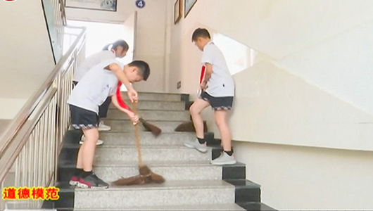 陈英彪：传承中华美德  争做新时代好少年 - 憨鼠网