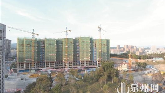 安置房建在公园旁 - 憨鼠网